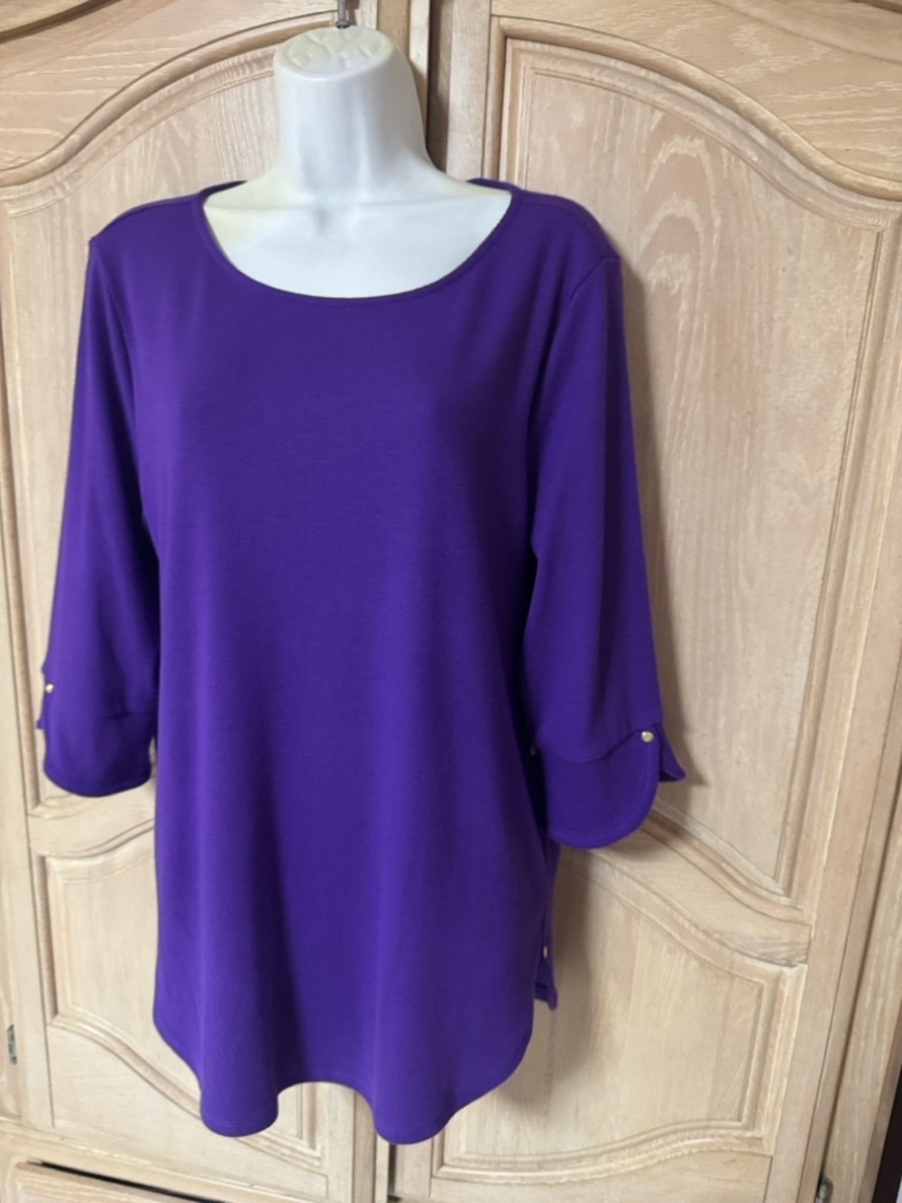 NEW Liz Claiborne Vibrant Purple Ribbed Top